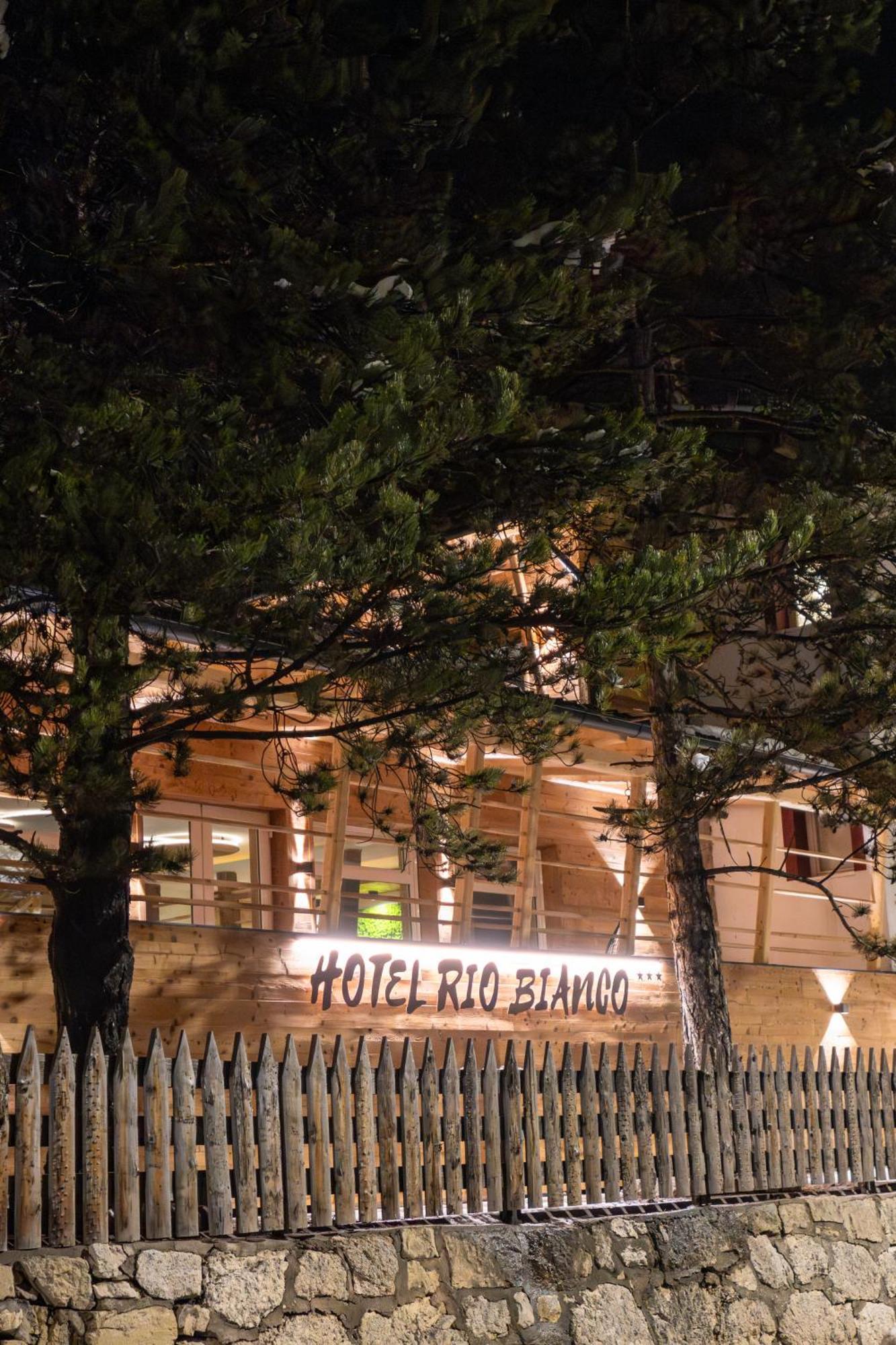 Hotel Rio Bianco Panchià Extérieur photo